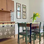 Casa Flora Daire *